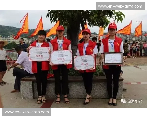 龙舟战报：风浪中的荣耀与传承